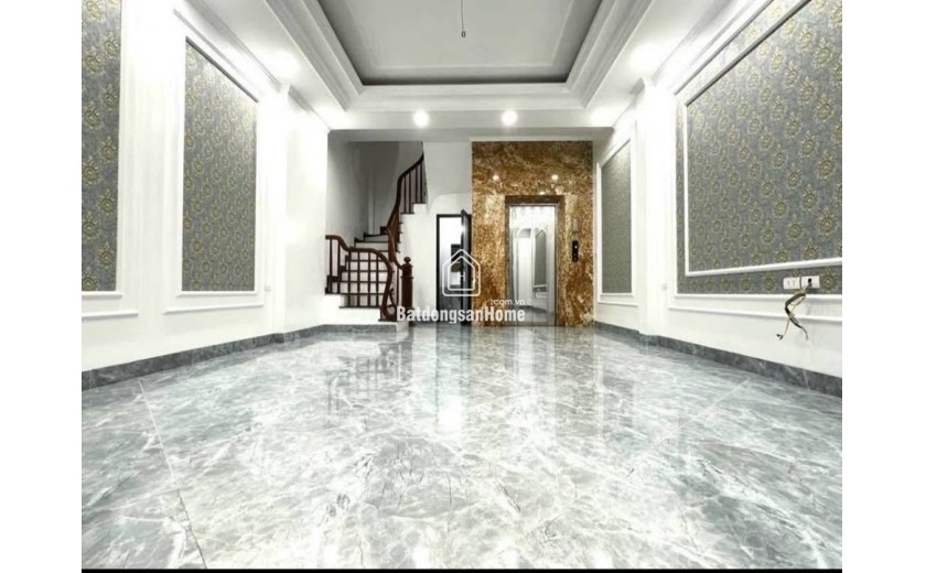 BÁN NHÀ LÔ GÓC – TRƯỜNG LÂM, VIỆT HƯNG, 43M, 6 tầng, Gara, thang máy Lô góc, 2 mặt thoáng, ngõ thông thoáng, ô tô vào tận nhà