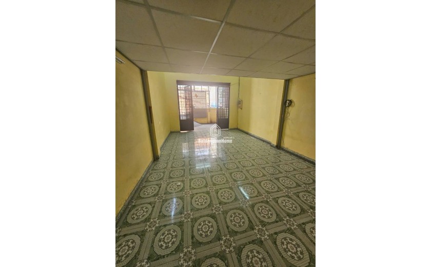 NHÀ TRỆT LỬNG 56M2. 2 MẶT HẺM TRƯỚC SAU THÔNG THOÁNG.  GẦN CHỢ, BỆNH VIỆN HỒNG ĐỨC. THỐNG NHẤT. P.16. GÒ VẤP