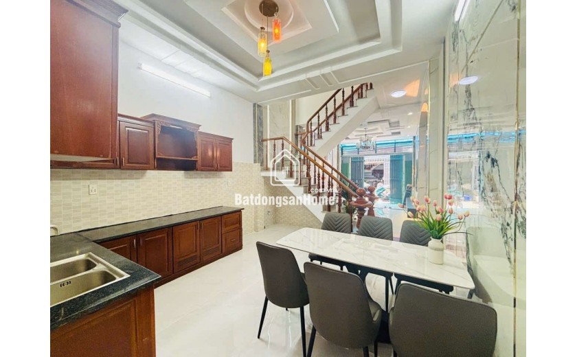 SIÊU PHẨM 3 TẦNG 54M2 ĐẸP LUNG LINH. HXH 6M LÂM THỊ HỐ. VỊ TRÍ ĐẮC ĐỊA VÀI BƯỚC CHÂN RA CHỢ CÂY THỊ, KẾ BÊN HIỆP THÀNH CITY