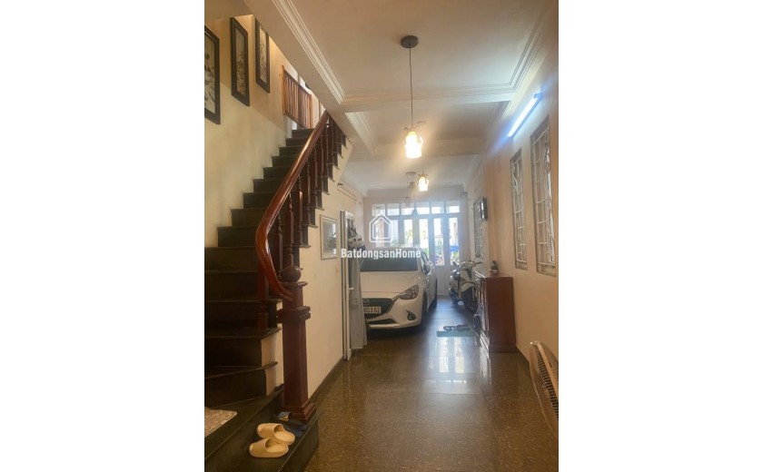 BÁN NHÀ NGỌC THỤY, LONG BIÊN, PHÂN LÔ QUÂN ĐỘI Chỉ Hơn 9 tỷ - 46m², 5 tầng, Gara, Ô tô tránh