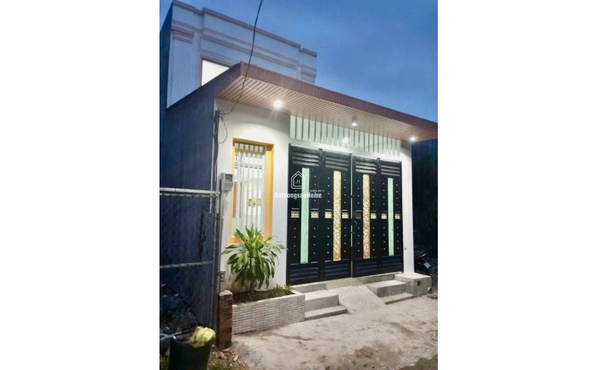 NHÀ 2 TẦNG MỚI ĐẸP LUNG LINH 97M2 GẦN CHỢ GẤU, HẺM XE HƠI MỘT TRỤC BÙI CÔNG TRỪNG ĐÔNG THẠNH. HÓC MÔN