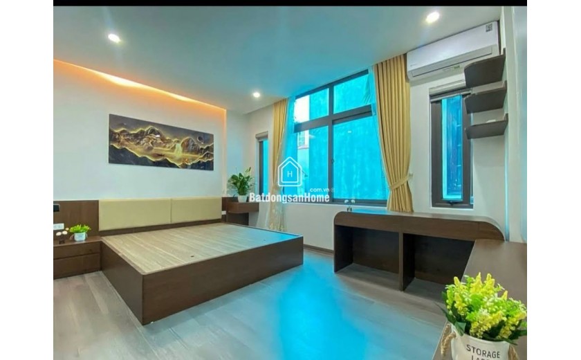 CHỈ 8.XX TỶ - 45M BÁN NHÀ NGỌC THUỴ- GẦN Ô TÔ- GẦN NHÀ VĂN HOÁ - THANG MÁY- FULL NỘI THẤT.