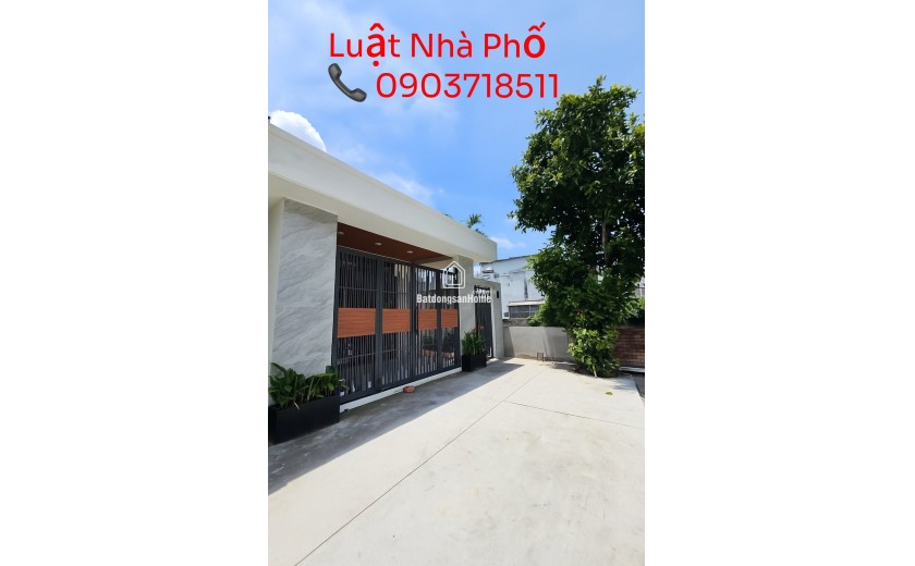 BIỆT THỰ SÂN VƯỜN NGAY TRUNG TÂM HÓC MÔN 155M2 NGANG KHỦNG 7M. GẦN CHỢ HÓC MÔN.