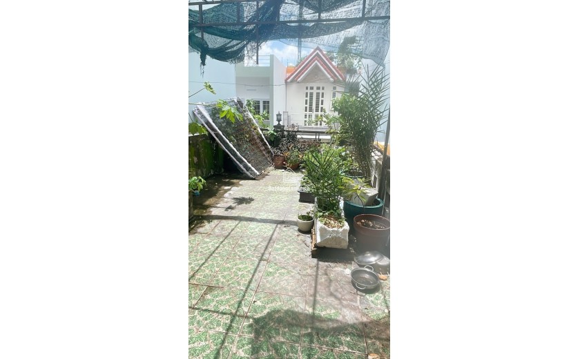 Bán nhà ngõ 11, Thủ Đức. 54m2, 3 tầng, 3PN, Sổ hồng. Giá 5.1 tỷ. LH: 0933125879