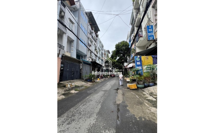 Hàng hiếm - nhà cấp 4 (8 x 18m) ngay D2, Phường 25, Bình Thạnh - hẻm 5m. Phù hợp xây CHDV