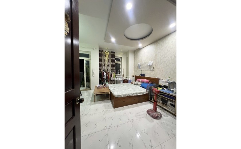 Nhà 3 tầng hiện đại gần Nam Việt Á, 100m², gara ô tô, giá chỉ 9.x tỷ