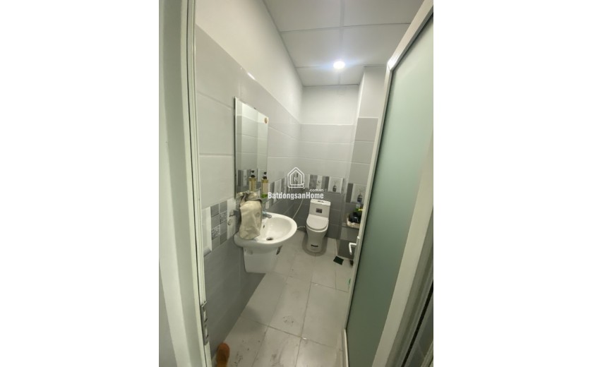 Bán nhà mặt tiền đường Đình Phong Phú, Phường Tăng Nhơn Phú . DT 91m2, 3 tầng, 3PN, sổ hồng. Giá 7.99  tỷ.
