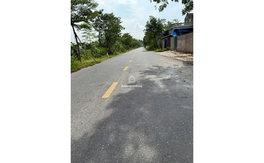 Bán lô góc 2 mặt đường tại mặt đường nhựa 11m - kinh doanh view dự án Vin tại xã Chương Dương - Thường Tín