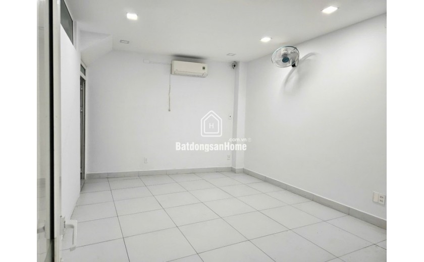 Bán nhà mặt tiền đường Đình Phong Phú, Phường Tăng Nhơn Phú . DT 91m2, 3 tầng, 3PN, sổ hồng. Giá 7.99  tỷ.