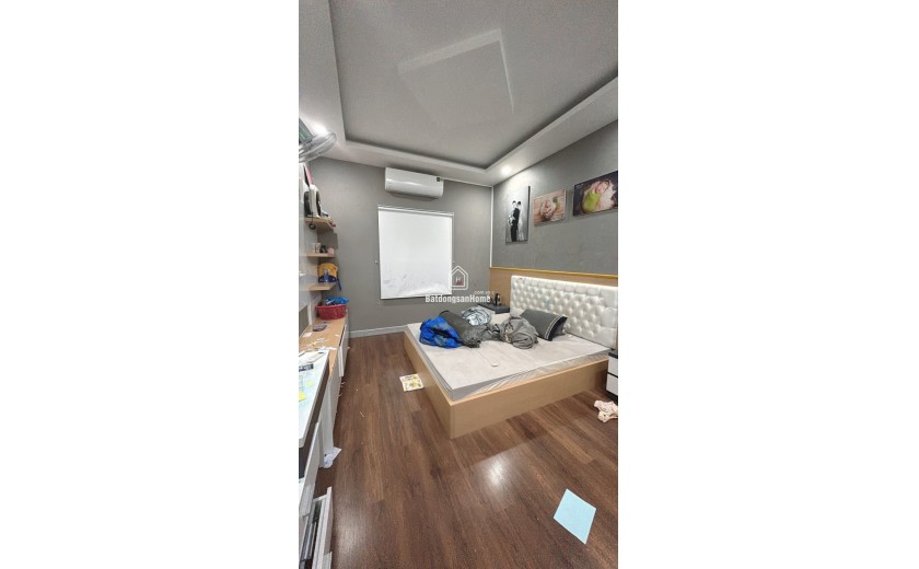 Bán nhà mặt phố Trường Thọ, Thủ Đức, DT 110 m2, 4 tầng, 4PN, SH, giá 10.8 tỷ. LH: 0933125879