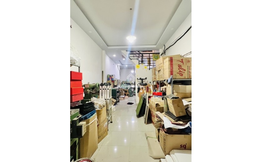 Bán nhà Đường Nguyễn Háo Vĩnh - Tân Phú - 106m2 (4 x 26.5)m - 3 Tầng