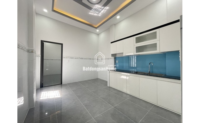 Bán nhà Đường Âu Cơ, Tân Phú - DT 63.3m2, 4 PN - Hẻm 5m xe hơi vào nhà