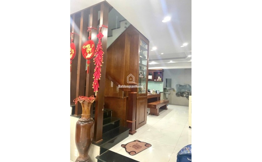 Đường Đô Đốc Long - Tân Phú - Hẻm xe tải 6m - DT 105m2 (5 x 20)m