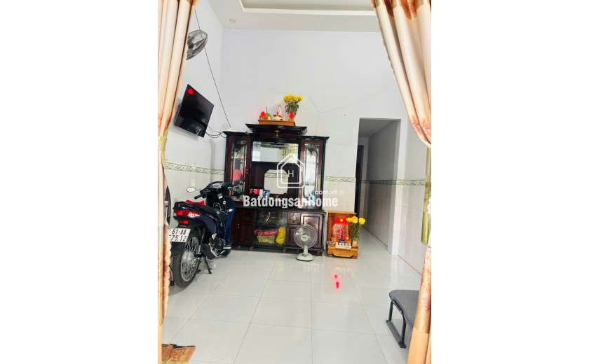 BÁN NHÀ GIÁ TỐT – TRUNG TÂM DĨ AN