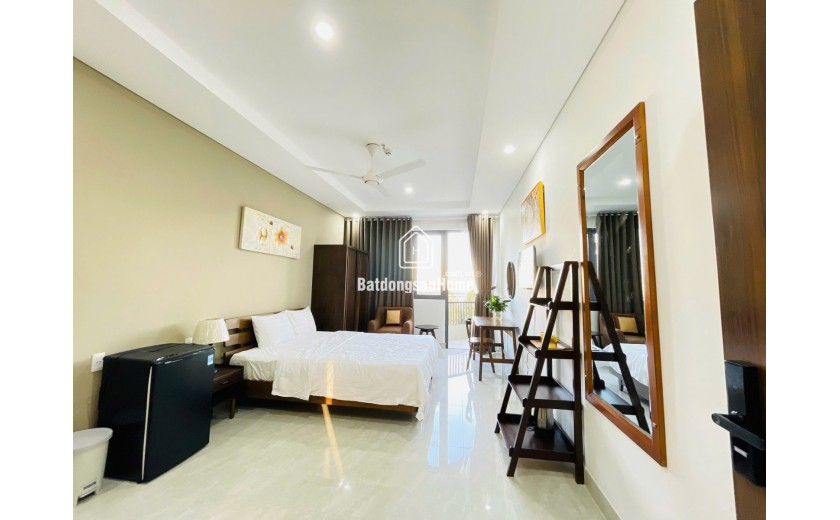 Bán tòa căn hộ 5 tầng mặt tiền Phó Đức Chính, Sơn Trà, có thang máy
