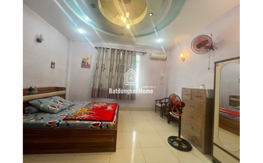 Bán nhà đường số 24, Phường Hiệp Bình, TP HCM. DT 105m2, 3 tầng, 3PN. Sổ hồng, giá 11.85  tỷ.