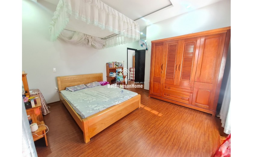 Bán nhà khu Nam Việt Á, mặt tiền Nguyền Đình Chiểu, 152m2, 2 tầng mới đẹp, chỉ 11,6 tỷ