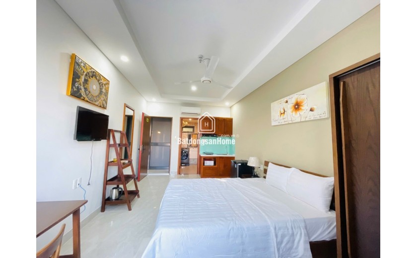 Bán tòa căn hộ 5 tầng mặt tiền Phó Đức Chính, Sơn Trà, có thang máy