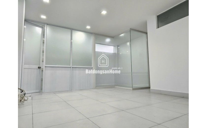 Bán nhà mặt tiền đường Đình Phong Phú, Phường Tăng Nhơn Phú . DT 91m2, 3 tầng, 3PN, sổ hồng. Giá 7.99  tỷ.