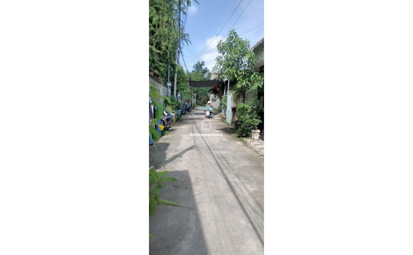 BÁN NHÀ GIÁ TỐT – TRUNG TÂM DĨ AN