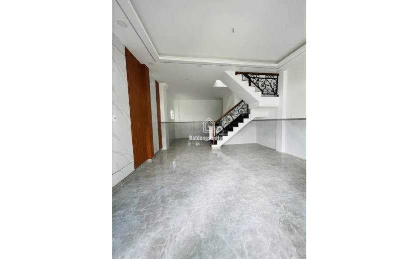 Bán nhà Đường  46, Hiệp Bình Chánh, Thủ Đức. 50m2, 2 tầng, 2PN. Sổ đỏ chính chủ. Giá 4.35 tỷ.