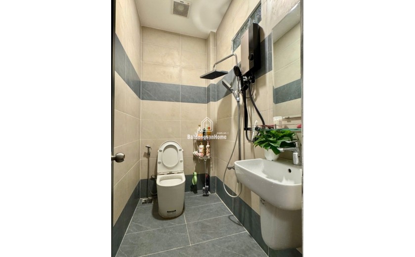 Bán nhà 2 tầng, 56m2, HXH đường 102, Tăng Nhơn Phú A, Q.9. 2PN, SH, 6.35 tỷ.