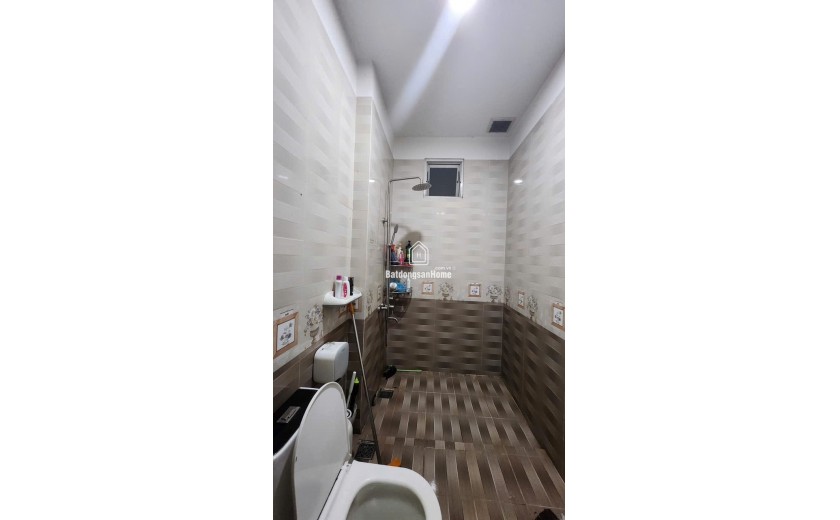 MẶT TIỀN KINH DOANH ĐỈNH - NHÀ 5 TẦNG CÓ HẦM - VỊ TRÍ ĐẮC ĐỊA - 122M2(5X25M) - TP DĨ AN - KẾ THỦ ĐỨC CHỈ 10.8 TỶ TL