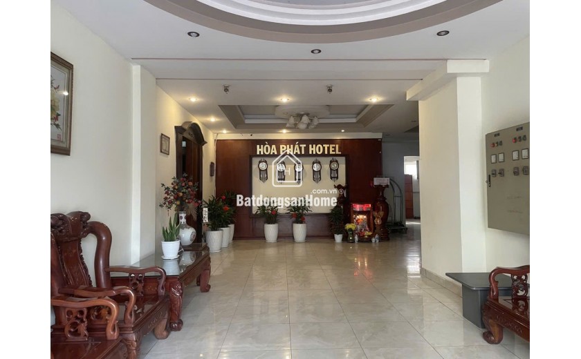 KHÁCH SẠN LÔ GÓC 3  MẶT TIỀN VỚI 5 TẦNG - CÓ HẦM VÀ THANG MÁY