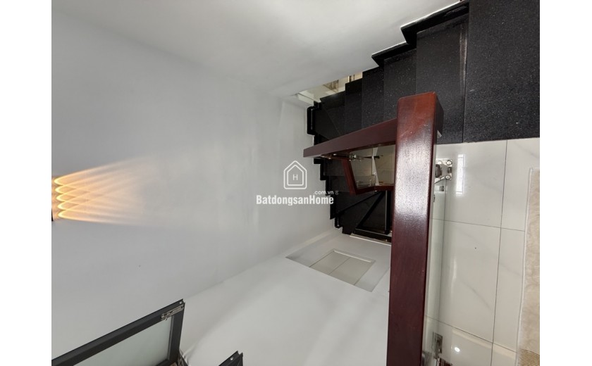 HẺM XE HƠI THÔNG, P.15, TÂN BÌNH - sd 80m2 nhà mới trệt lầu chỉ 4ty390