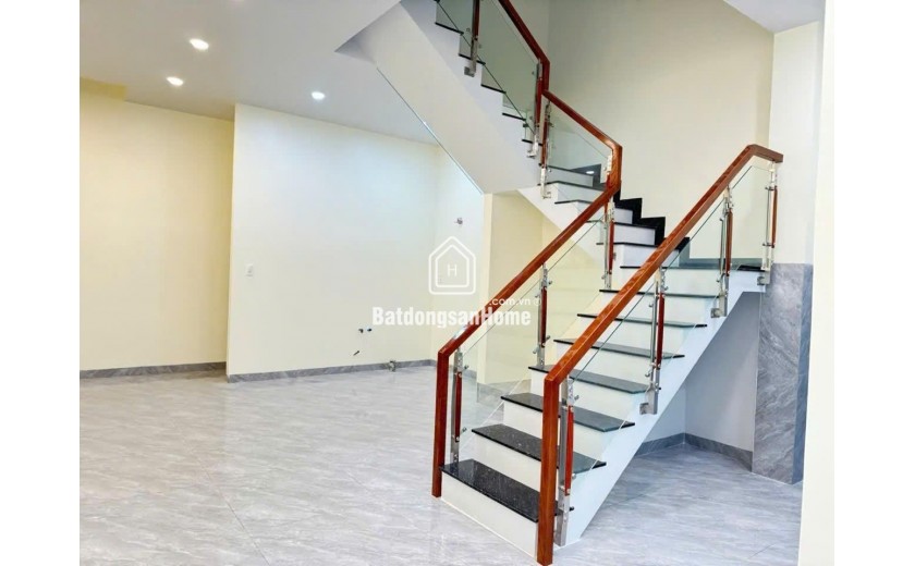 HẺM XE HƠI, BÌNH HƯNG HÒA, BÌNH TÂN. DT 57M2, 4 TẦNG, 5PN, GIÁ CHỈ NHỈNH 6 TỶ, SỔ HỒNG RIÊNG