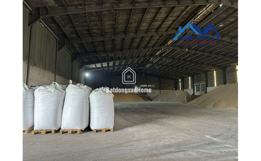 Cho thuê xưởng sản xuất cám 3600m2 huyện trảng Bom, Đồng Nai 216tr