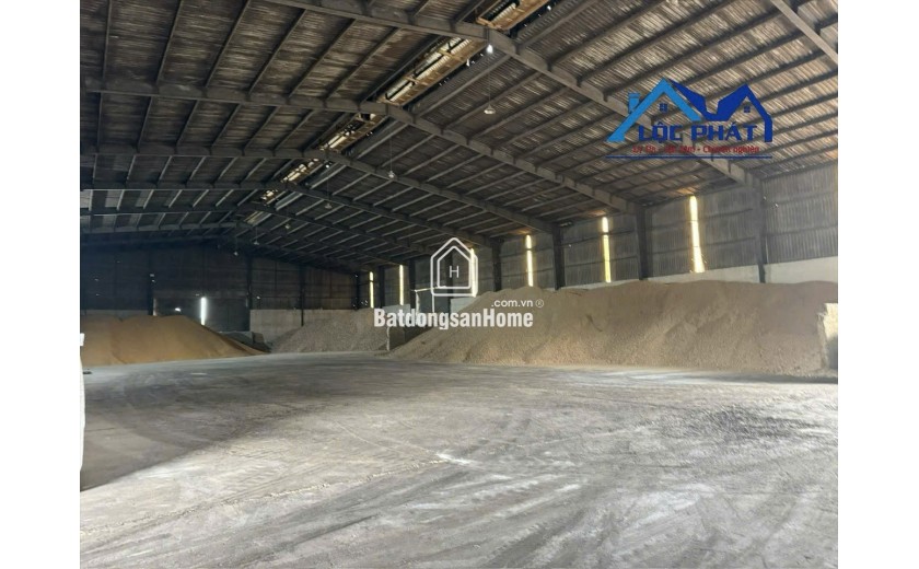 Cho thuê xưởng sản xuất cám 3600m2 huyện trảng Bom, Đồng Nai 216tr