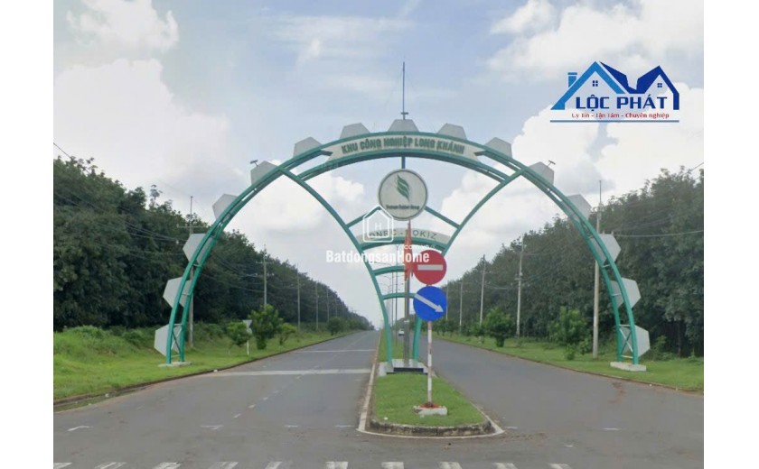 Cho thuê xưởng 2500m2 KCN Long Khánh Đồng Nai giá chỉ 3,8usd/m2