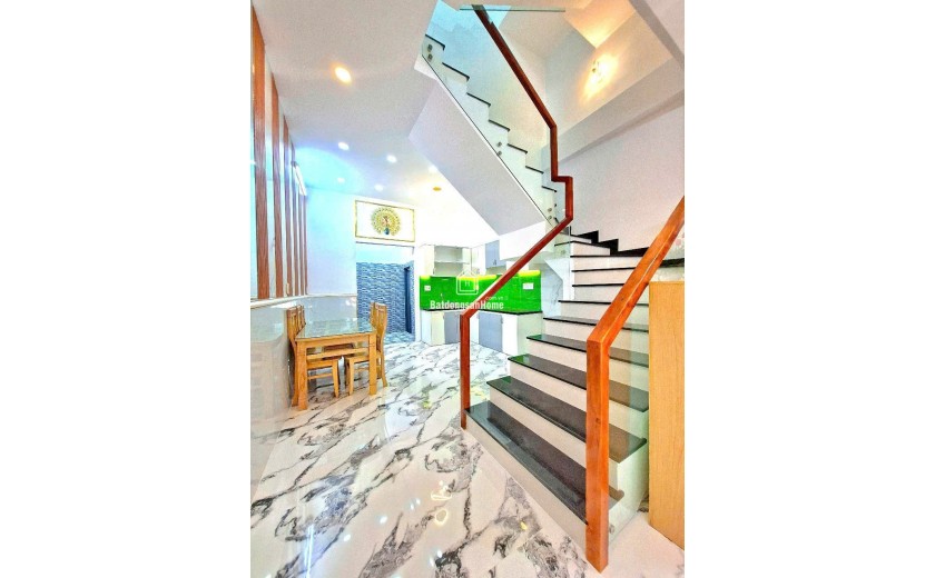 Bán nhà mặt tiền hẻm Huỳnh Tấn Phát Nhà Bè – sát Quận 7- 5 tỷ 6