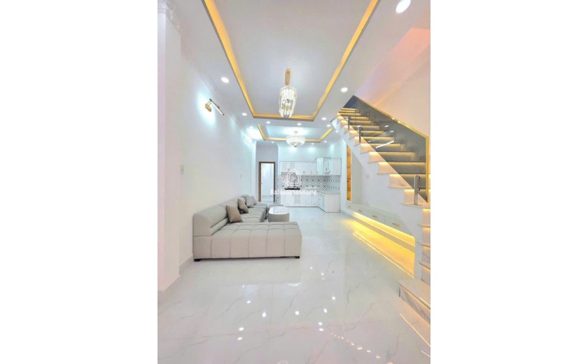 NHÀ ĐẸP – 1 LẦU – 4 tỷ 790 – XE HƠI 