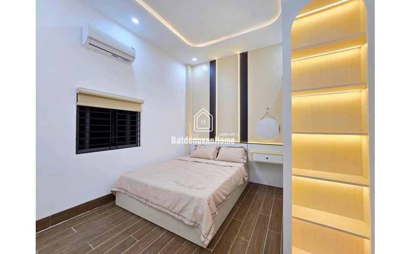 Siêu hiếm!Nhà Nguyễn Văn Cừ 70m,6 tầng thang máy, ngõ thông,ô tô qua nhà,Nhỉnh 11 tỷ