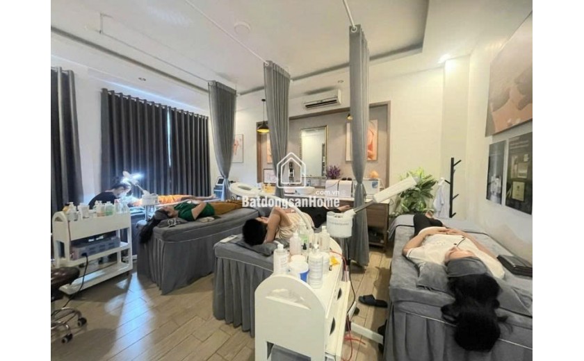 BÁN NHÀ MẶT TIỀN KHU VIP – 4 TẦNG CÓ THANG MÁY – ĐỐI DIỆN CHỢ, CẠNH TRUNG TÂM THƯƠNG MẠI