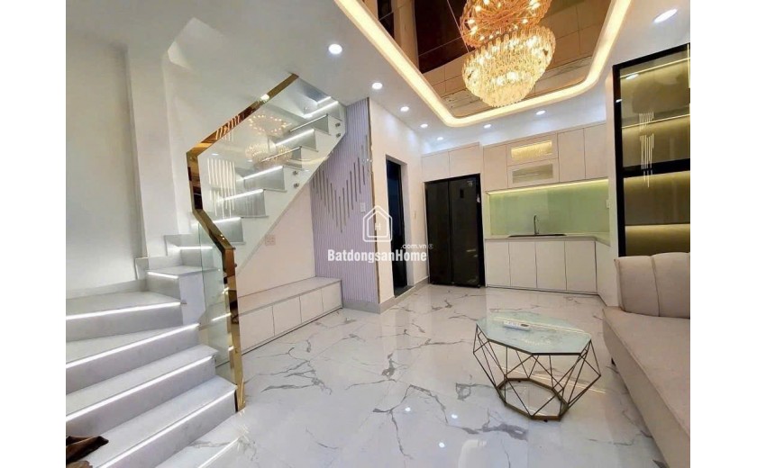 Bán Gấp Nhà Hẻm Huỳnh Tấn Phát Q7, 32m2, 2 Tầng, Giá Hời Chỉ 2.9 Tỷ, Sổ Hồng