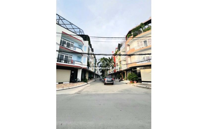 CẦN BÁN GẤP CĂN HỘ DỊCH VỤ MẶT TIỀN TẠ QUANG BỬU, DÒNG TIỀN ỔN ĐỊNH 40 TRIỆU/THÁNG