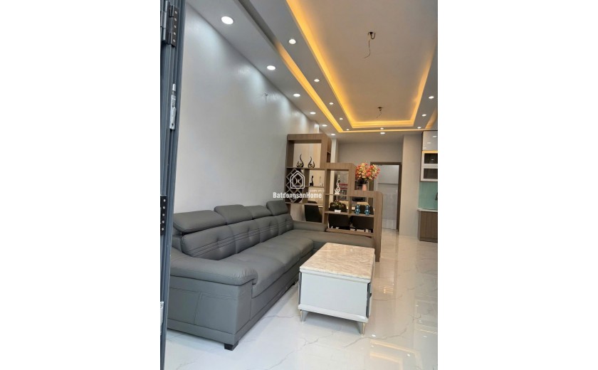 Bán nhà đẹp Huỳnh Tấn Phát, Tân Phú, Quận 7 - 4.63m x 23m