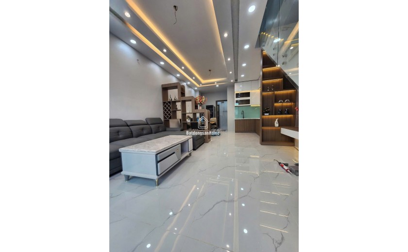 Bán nhà đẹp Huỳnh Tấn Phát, Tân Phú, Quận 7 - 4.63m x 23m