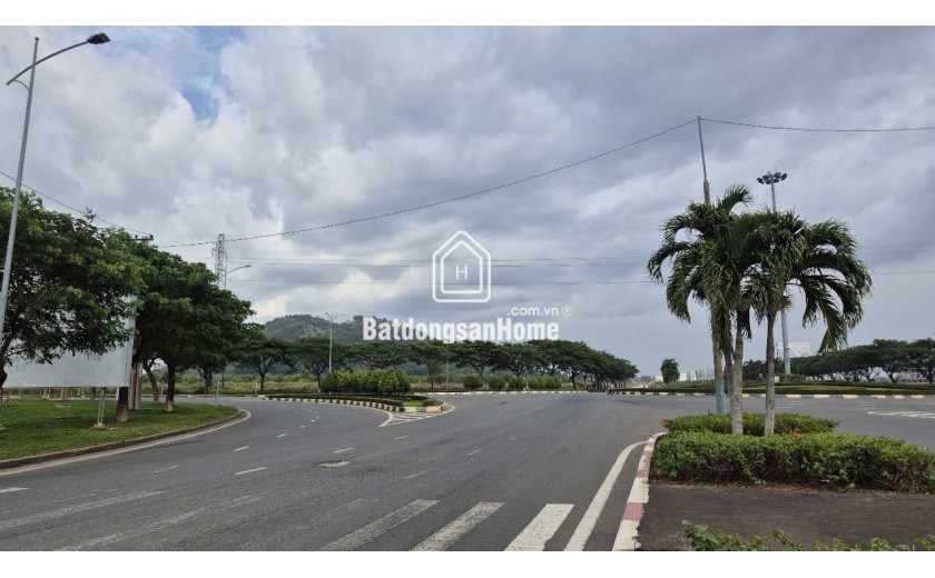 Bán đấ 10,5ha KCN Châu Đức, Bà Rịa Vũng Tàu 306 tỷ