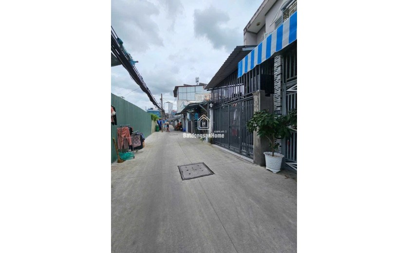 Bán nhà hẻm 588 Huỳnh Tấn Phát, Quận 7 -6x12- 6 ty300