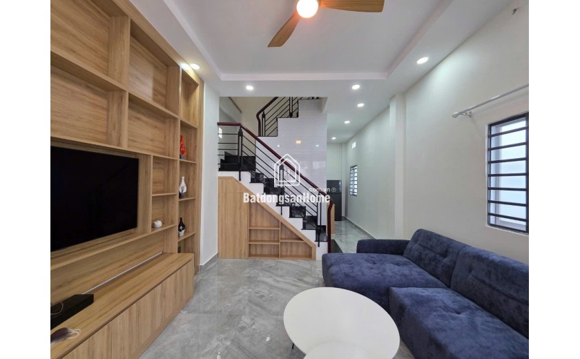 Căn Góc 2 Mặt Tiền Lô Nhì Đường Trần Xuân Soạn, Quận 7 – Cách Mặt Tiền 15m