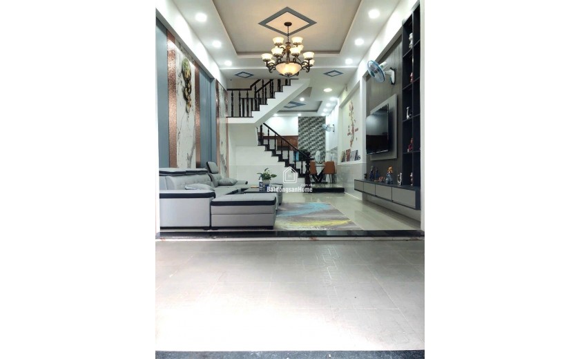 BÌNH TÂN, SÁT TÂN PHÚ - HXH - NHÀ 3 TẦNG -  DIỆN TÍCH 61M2 -  GIÁ NHỈNH 5 TỶ, SỔ HỒNG.