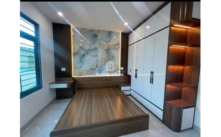 SIÊU HÓT - 11 TỶ - 59M - BÁN NHÀ NGỌC LÂM, LONG BIÊN, NGÕ THÔNG HỒNG TIẾN- 6 TẦNG - THANG MÁY .