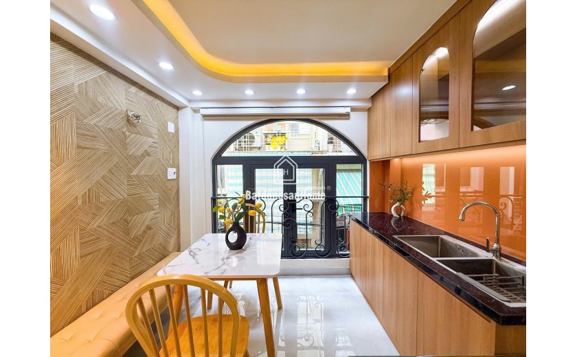 Quận 3 - Nhà Mới Ở Ngay - Đầy Đủ Nội Thất - 4 Tầng - Nhỉnh 3 Tỷ