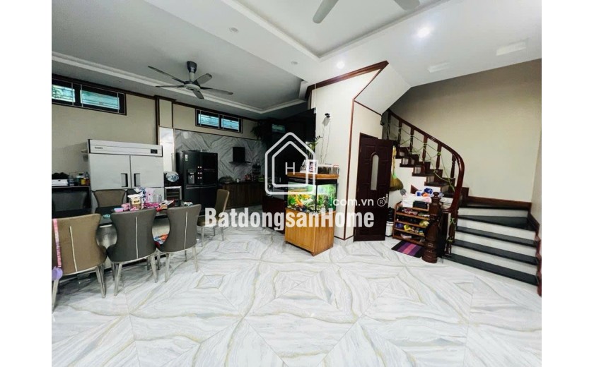 Bán nhà biệt thự liền kề phố Đội Nhân quận Ba Đình.