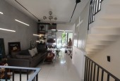 Bán nhà Thủ Đức, đường Số 3, 97m2, 4 tầng, 4PN, SH, giá 12.8 tỷ. LH: 0933125879
