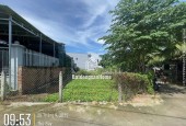 đát thổ cư góc 2 mặt tiền giá rẻ . diện tích 293 m2 giá 2 tỷ 800 , đưởng ô tô thông thoáng